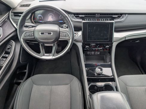 Used 2021 Jeep Grand Cherokee L Laredo w/ Luxury Tech Group I RWD image 6