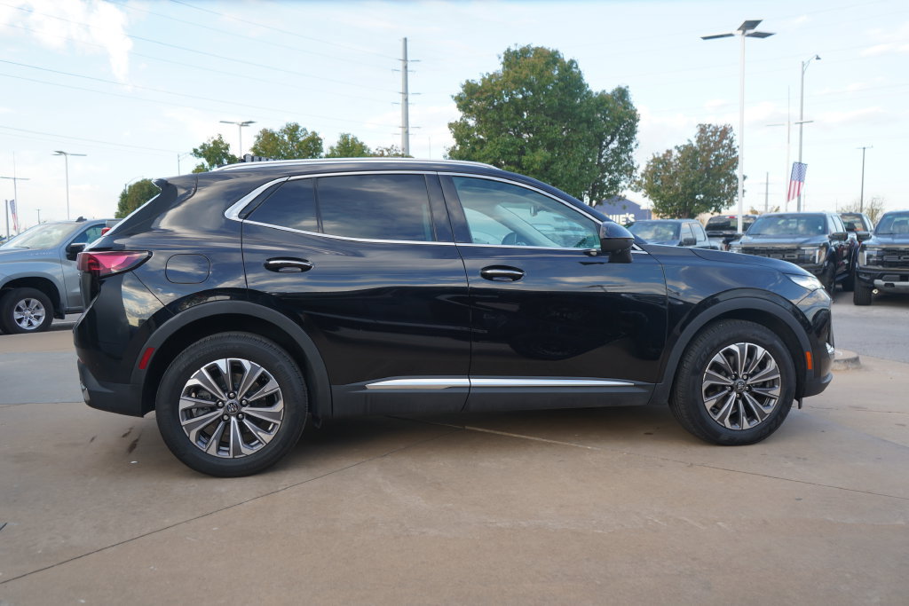 Used 2024 Buick Envision Preferred AWD/4WD image 9