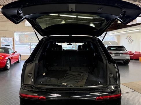 Used 2017 Audi Q7 3.0T Premium Plus w/ Premium Plus Package image 42