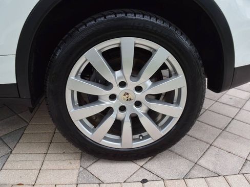 Used 2013 Porsche Cayenne Diesel AWD/4WD image 85