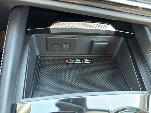 Used 2025 Buick Envision Sport Touring image 21