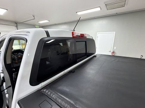 Used 2016 Chevrolet Colorado Z71 RWD image 23