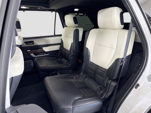 Used 2024 Toyota Sequoia Capstone AWD/4WD image 25