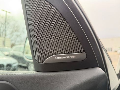 Certified 2025 BMW X5 xDrive40i w/ Climate Comfort Package image 29