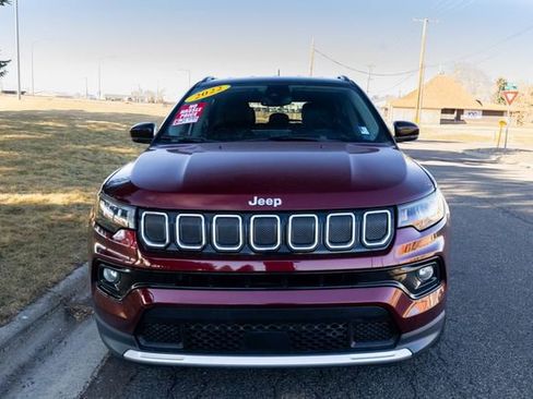 Used 2022 Jeep Compass Limited image 2