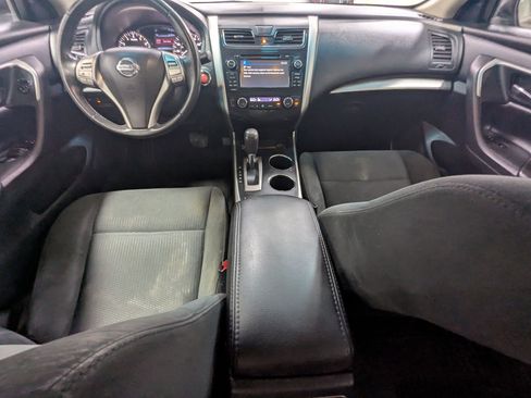 Used 2015 Nissan Altima 2.5 SV w/ Convenience Package FWD image 23