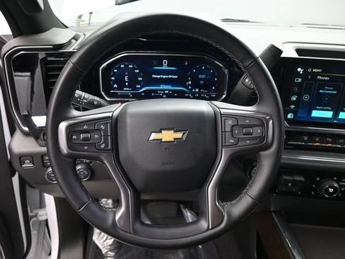 Used 2024 Chevrolet Silverado 2500 High Country w/ High Country Premium Package AWD/4WD image 12