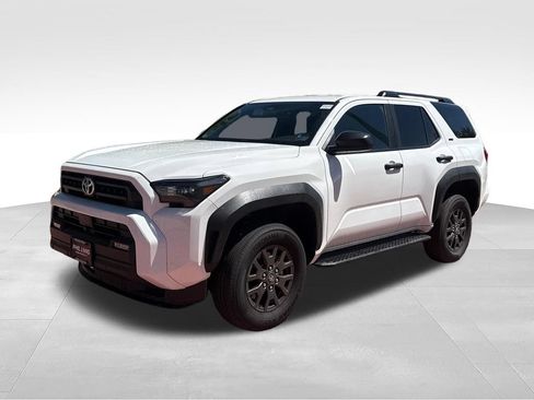 Used 2026 Toyota 4Runner SR5 AWD/4WD image 3