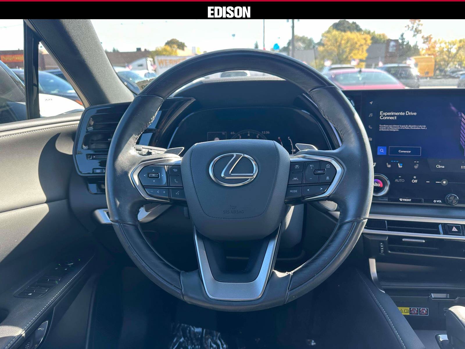 Used 2024 Lexus RX 350 Premium w/ Accessory Package AWD/4WD image 13
