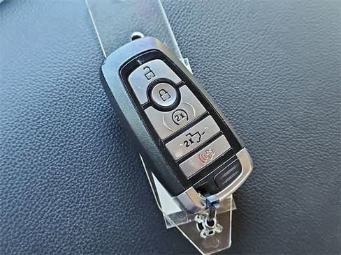 Used 2021 Ford F150 Lariat image 36