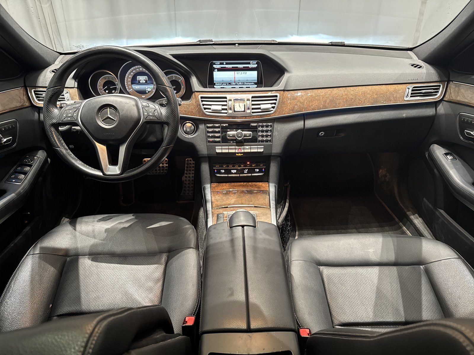 Used 2014 Mercedes-Benz E 250 BlueTEC Sedan image 22