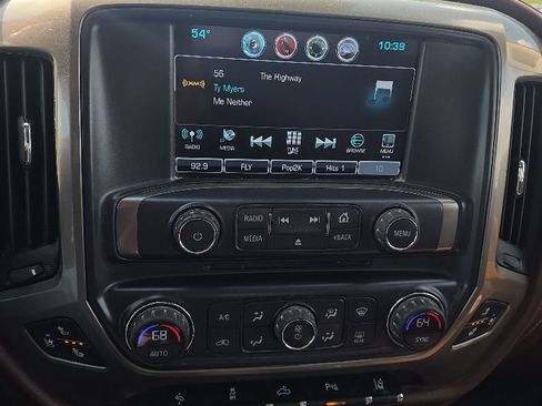 Used 2016 Chevrolet Silverado 2500 High Country w/ High Country Premium Package AWD/4WD image 14
