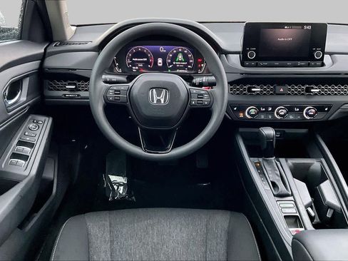Used 2023 Honda Accord EX image 6