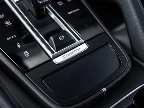 Certified 2021 Porsche Cayenne S AWD/4WD image 28
