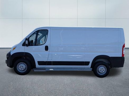 Used 2025 RAM ProMaster 2500 w/ U-Haul Equipment Group FWD image 3