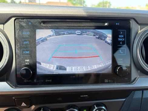 Used 2019 Toyota Tacoma TRD Sport AWD/4WD image 27