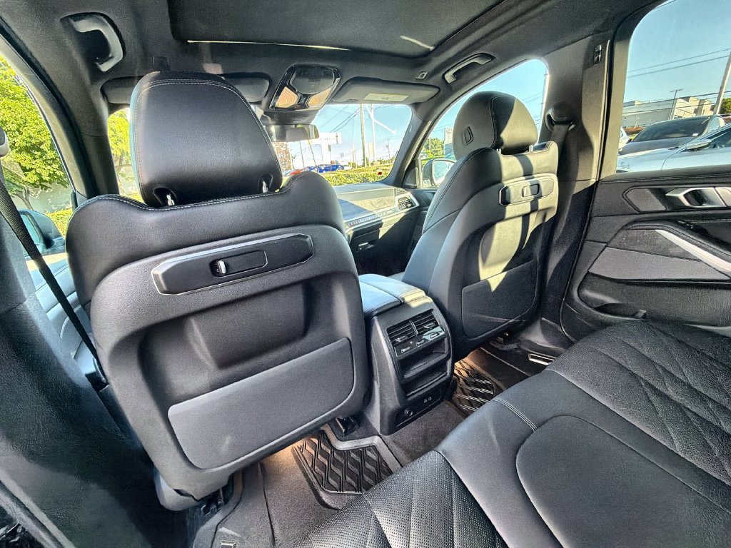 Used 2024 BMW X5 xDrive40i w/ Premium Package AWD/4WD image 20