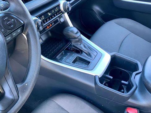 Certified 2025 Toyota RAV4 XLE FWD image 16