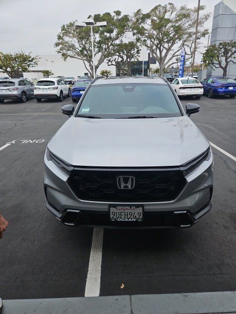 Used 2025 Honda CR-V Sport image 16