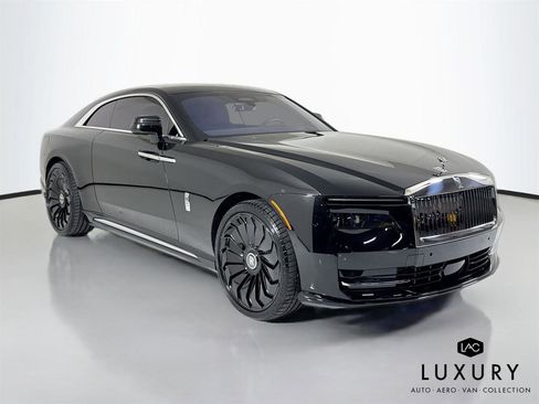 Used 2024 Rolls-Royce Spectre w/ Spectre Launch Package image 4