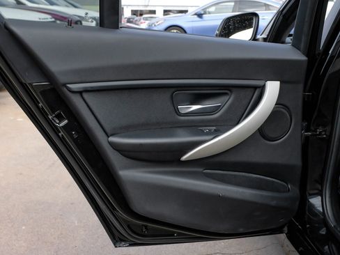 Used 2018 BMW 320i Sedan image 53