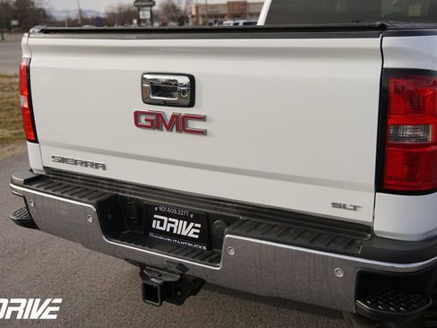 Used 2015 GMC Sierra 2500 SLT w/ Duramax Plus Package image 10