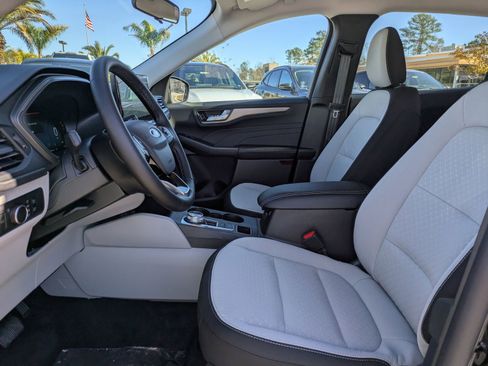 New 2026 Ford Escape Active w/ Active Premium Tech Pack FWD image 19