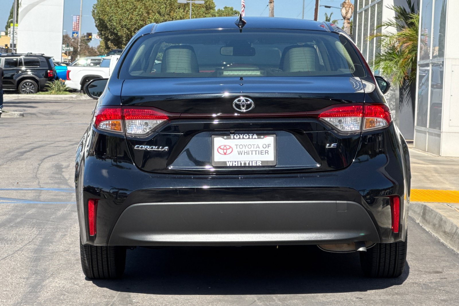 Used 2023 Toyota Corolla LE w/ Carpet Mat Package (TMS) FWD image 6