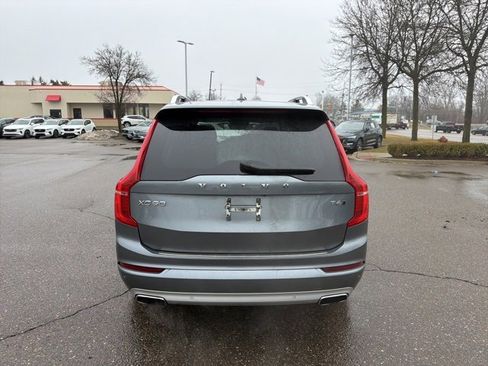Used 2019 Volvo XC90 T6 Momentum w/ Advanced Package image 5
