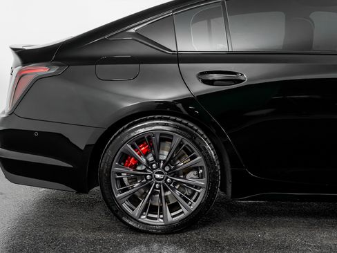 Used 2025 Cadillac CT5 V Blackwing w/ Super Cruise 1 Package image 10