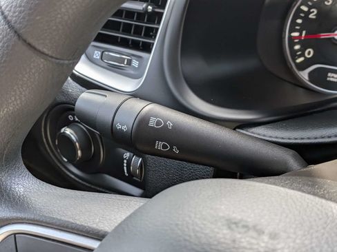 Used 2021 Jeep Renegade Sport FWD image 25