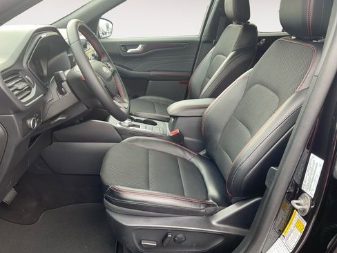 Used 2025 Ford Escape ST-Line image 9