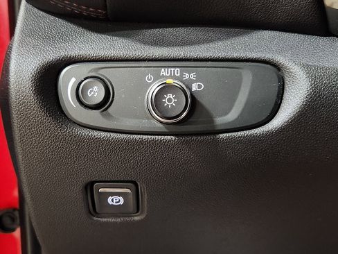 Used 2020 Chevrolet Blazer RS image 43