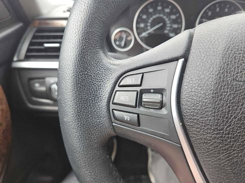 Used 2015 Chrysler 200 Limited w/ Convenience Group image 36