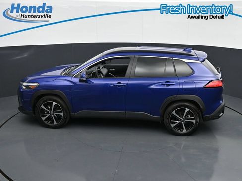 Used 2023 Toyota Corolla Cross AWD Hybrid w/ Convenience Package image 20