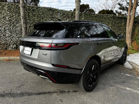 Used 2023 Land Rover Range Rover Velar R-Dynamic S image 7