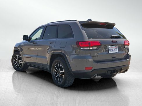 Used 2020 Jeep Grand Cherokee Trailhawk w/ Trailhawk Luxury Group AWD/4WD image 9