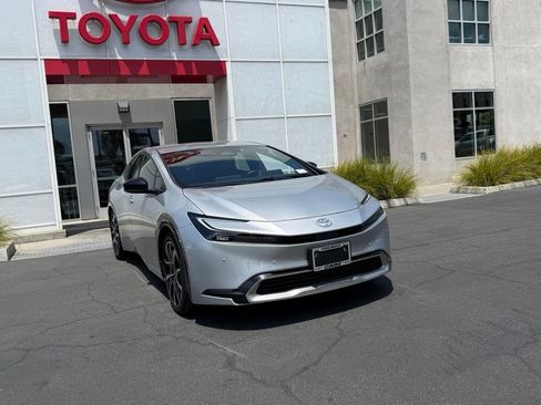 Certified 2023 Toyota Prius Prime FWD image 1