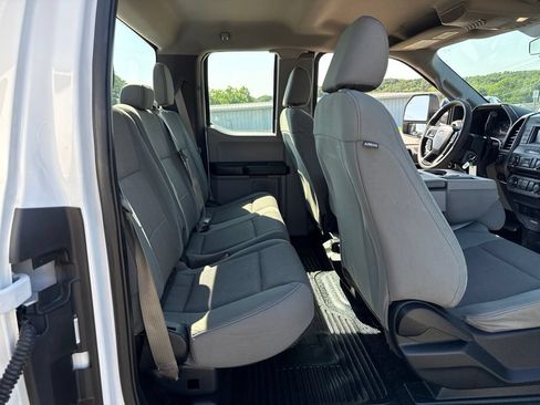 Used 2017 Ford F250 XL w/ Power Equipment Group AWD/4WD image 9