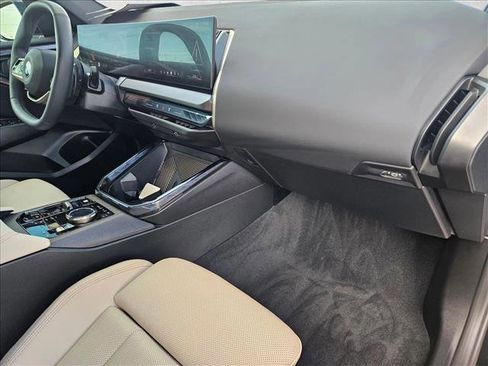 Used 2025 BMW X3 xDrive30i w/ Premium Package AWD/4WD image 21