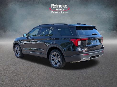 New 2026 Ford Explorer Active w/ Active Comfort Package AWD/4WD image 8