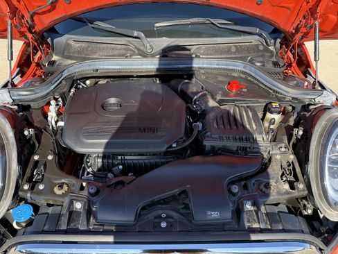 Used 2021 MINI Cooper Cooper w/ 6.5" Touchscreen Package image 32