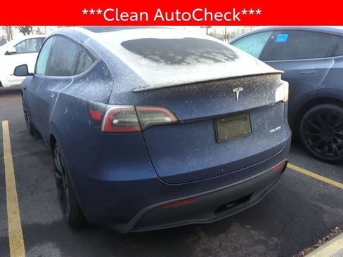 Used 2022 Tesla Model Y Performance image 4