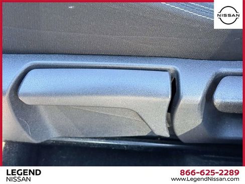 Used 2023 Nissan Rogue S image 16