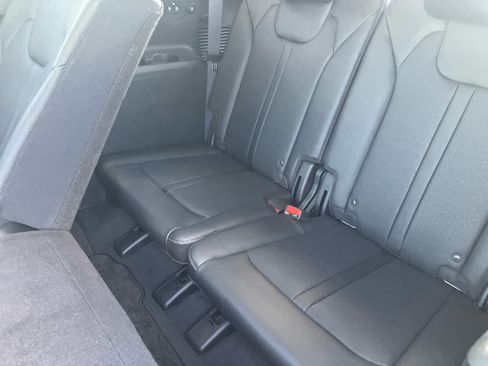 Used 2023 Kia Sorento S w/ Panoramic Sunroof Package AWD/4WD image 37