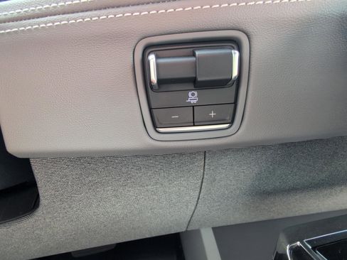 New 2026 Cadillac Escalade IQ Luxury 1 w/ LPO, Floor Liner Package image 27