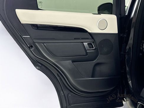 Used 2022 Land Rover Discovery S R-Dynamic AWD/4WD image 33