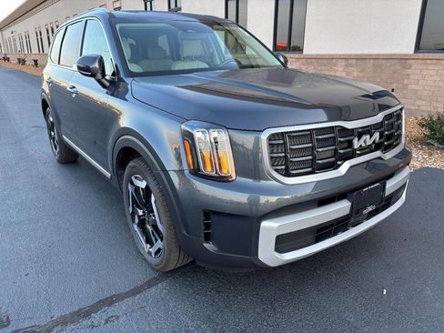 Used 2024 Kia Telluride S w/ S Sunroof Package AWD/4WD image 2