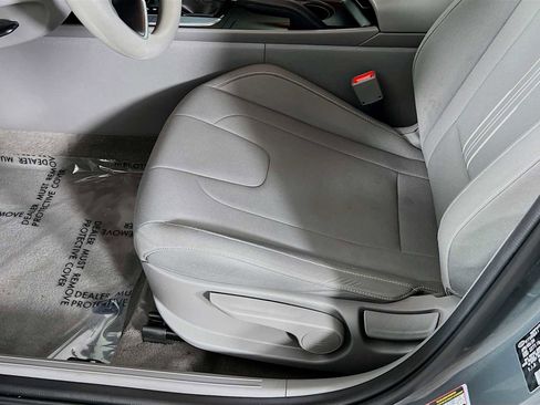 Certified 2024 Hyundai Elantra SEL image 20