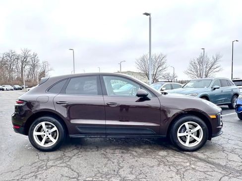 Used 2021 Porsche Macan image 10